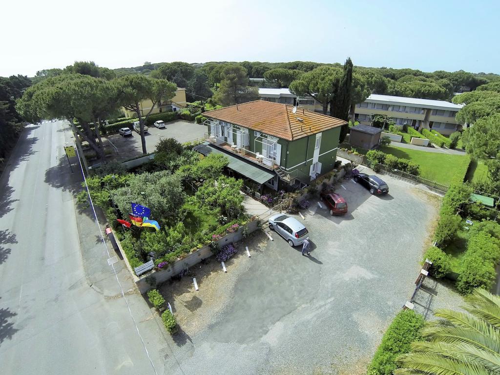 Villaedi Marina Di Bibbona Exterior foto